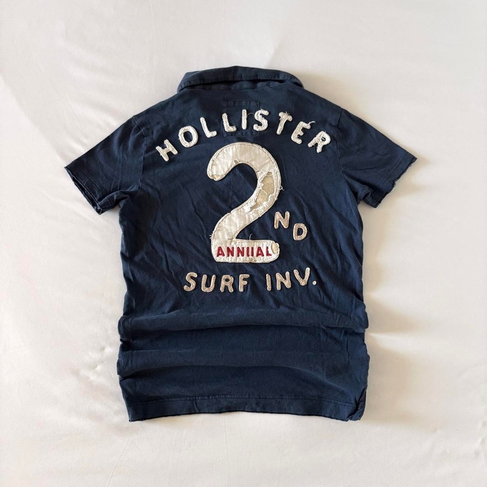 Hollister Surf Team Graphic Polo Shirt Mens Small Navy Blue Vintage Y2K Applique